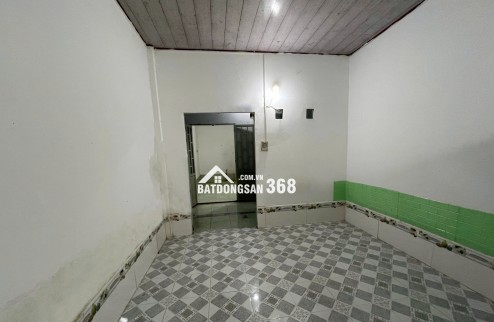 Phòng trọ giá rẻ 24m2, ngay trong khu dân cư Tân Phú Thạnh, gần Đại học Võ Trường Toản